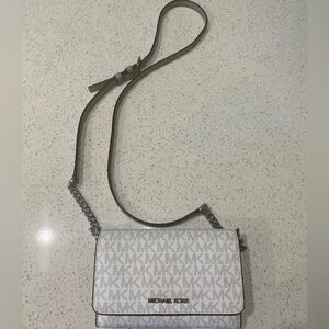 Michael Kors White & Gray Crossbody Wallet Purse